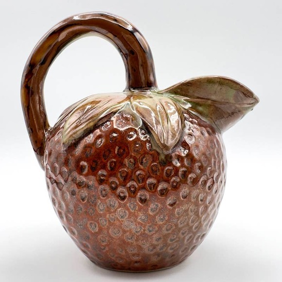 Vintage Strawberry Pitcher Majolica Style Pottery 6" - Picture 4 of 13